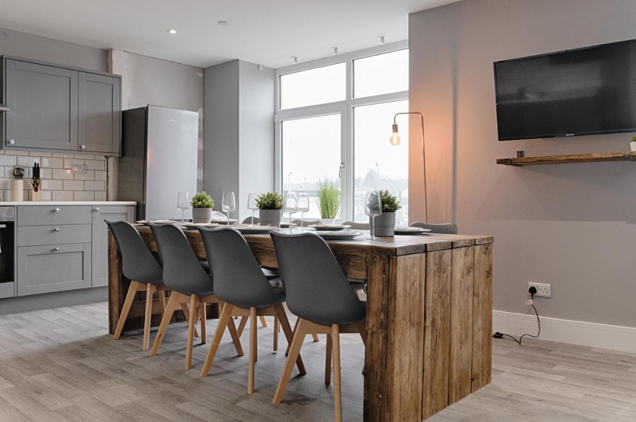3Rm Flat, Smart Tv'S, Close To All Amenities ラネリー エクステリア 写真