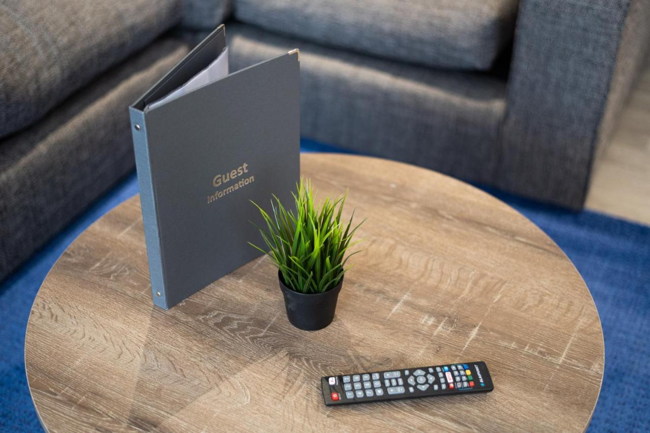 3Rm Flat, Smart Tv'S, Close To All Amenities ラネリー エクステリア 写真
